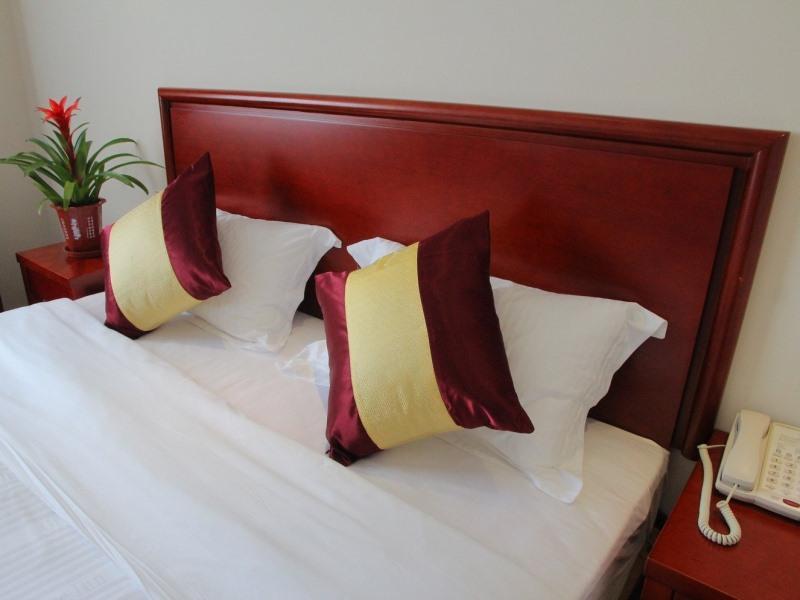 Hotel Greentree National Convention Center Xinfu Middle Road Huazhi Road Shanghai